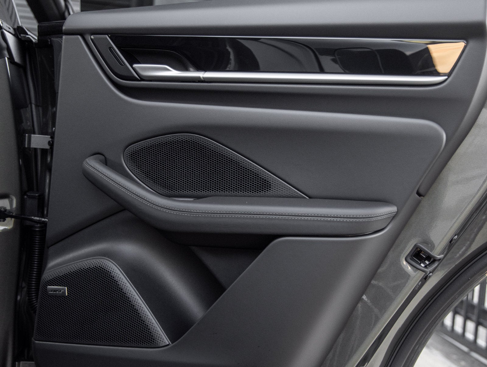 2026 Porsche Macan Macan Electric