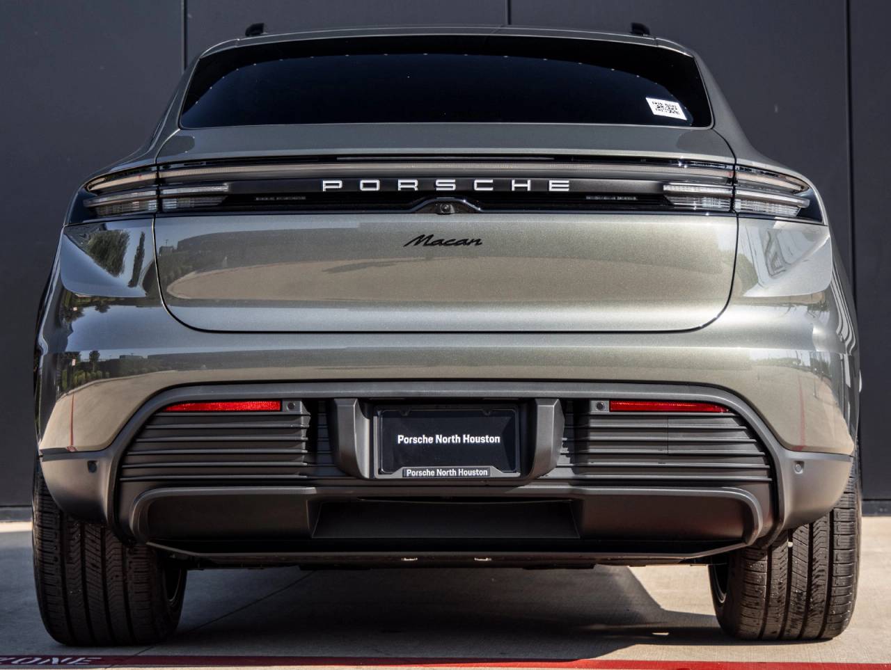 2026 Porsche Macan Macan Electric
