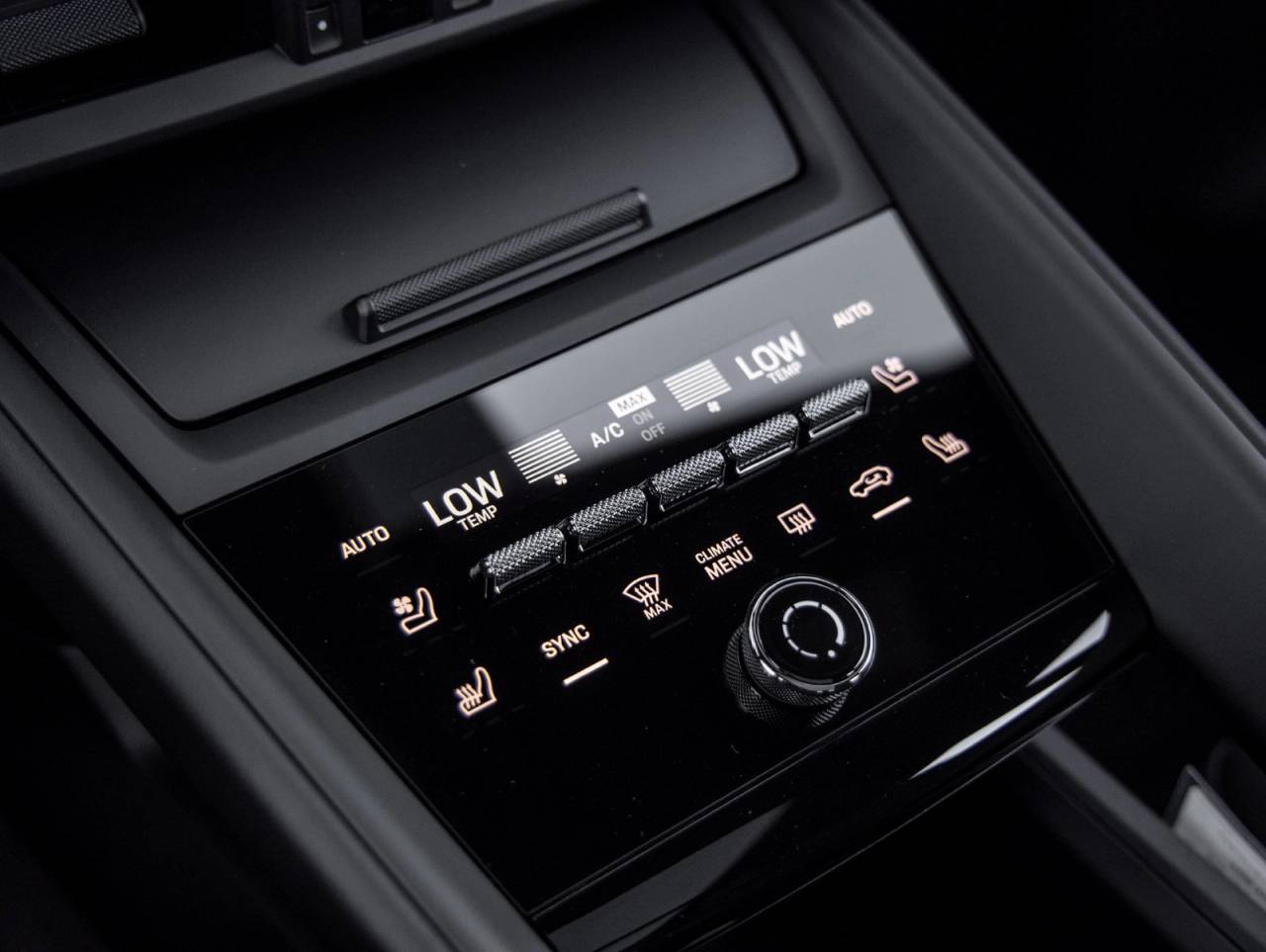 2026 Porsche Macan Macan Electric