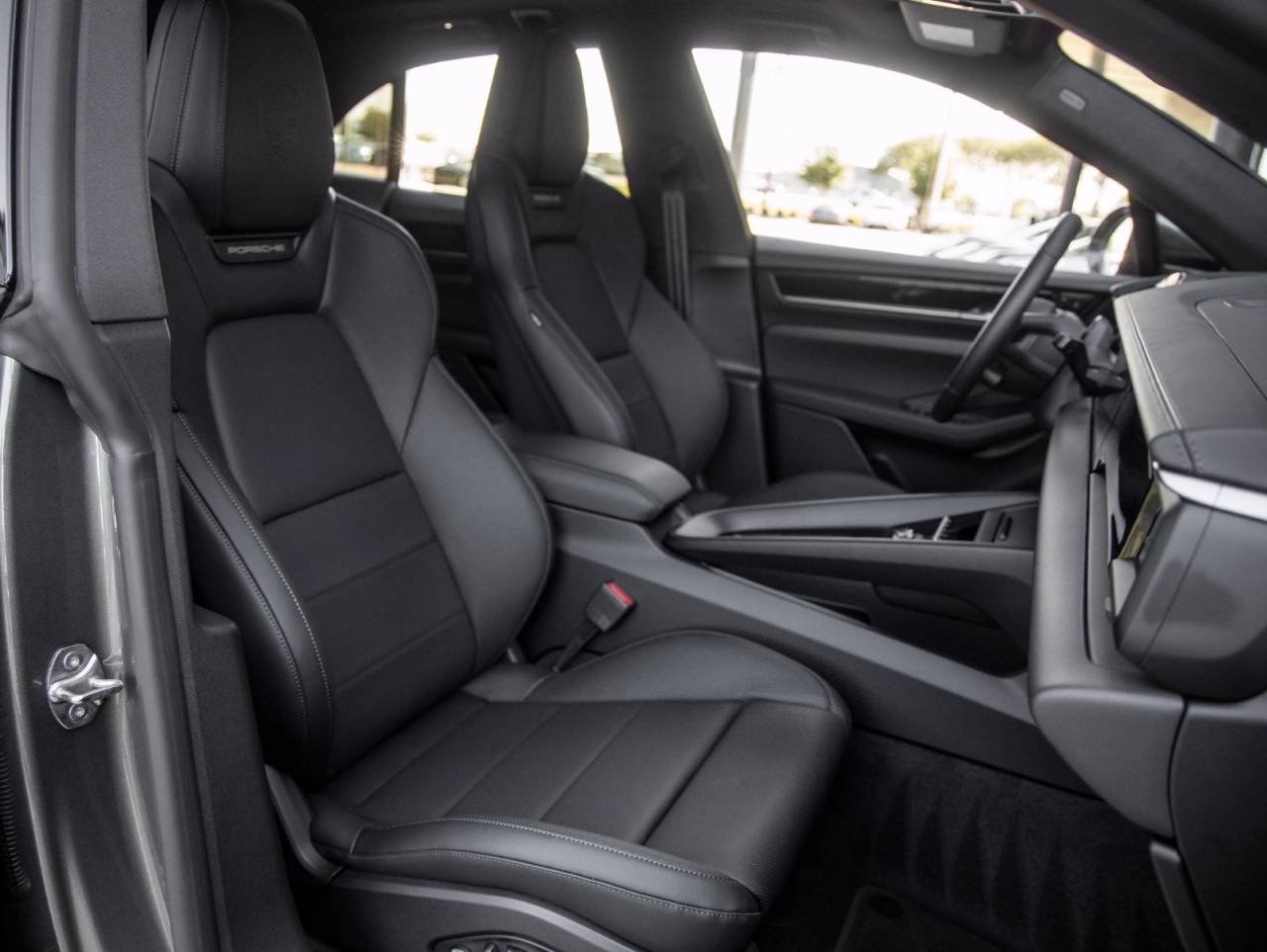 2026 Porsche Macan Macan Electric