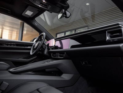 2026 Porsche Macan Macan Electric