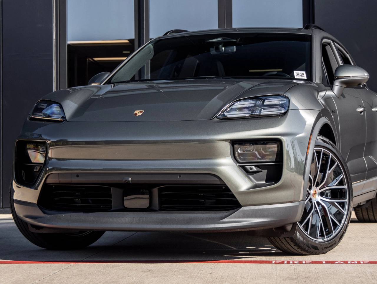 2026 Porsche Macan Macan Electric