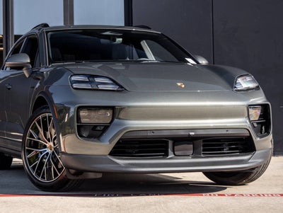 2026 Porsche Macan Macan Electric