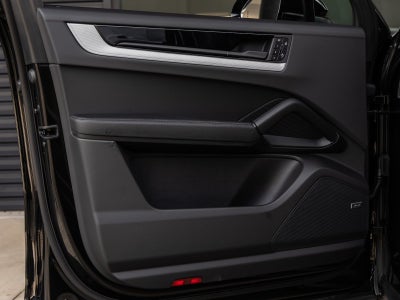 2026 Porsche Cayenne Cayenne E-Hybrid