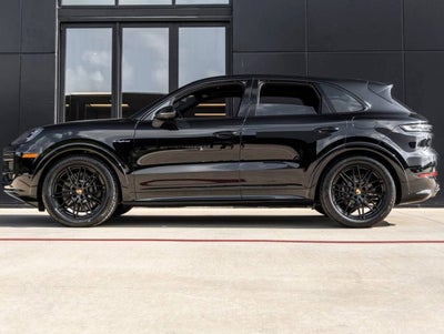 2025 Porsche Cayenne E-Hybrid