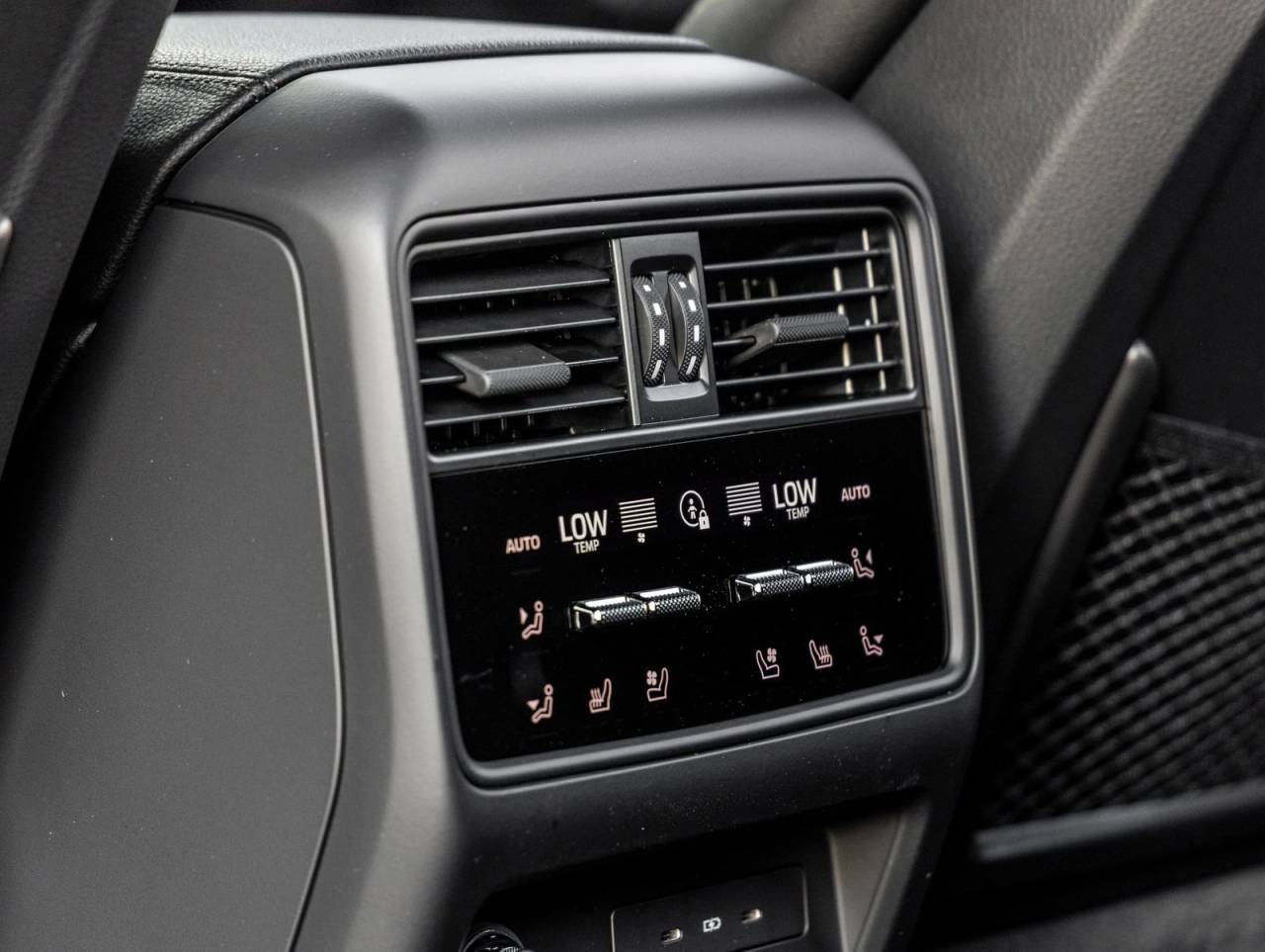 2025 Porsche Cayenne E-Hybrid