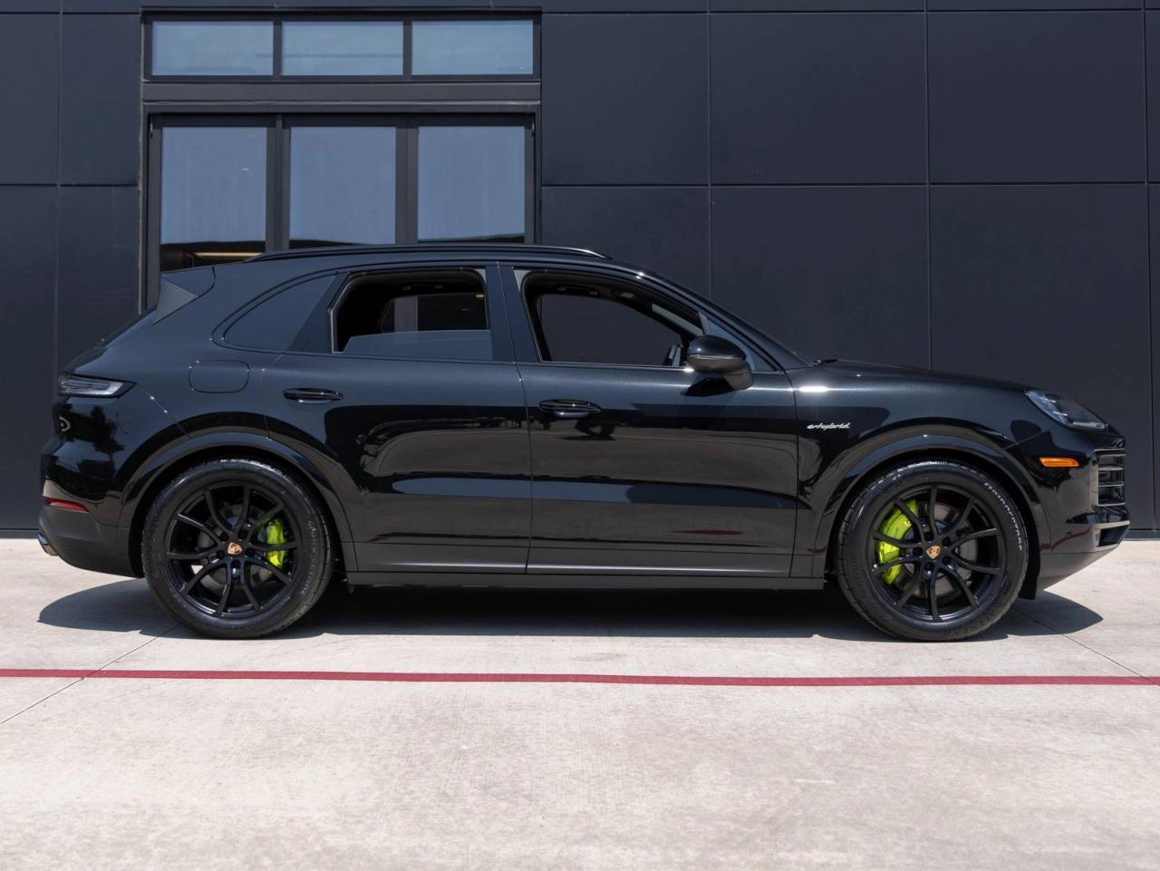 2025 Porsche Cayenne E-Hybrid