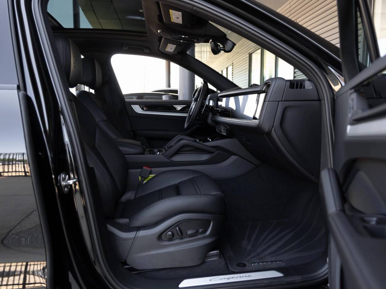 2025 Porsche Cayenne E-Hybrid