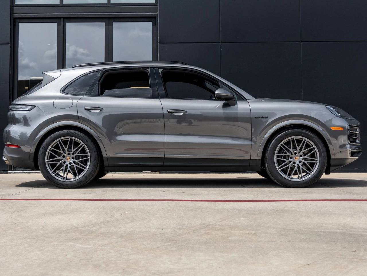 2025 Porsche Cayenne E-Hybrid