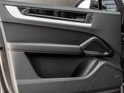 2025 Porsche Cayenne E-Hybrid