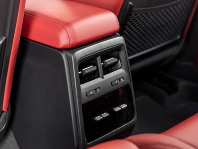2026 Porsche Macan Macan GTS Electric