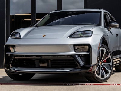 2026 Porsche Macan Macan GTS Electric