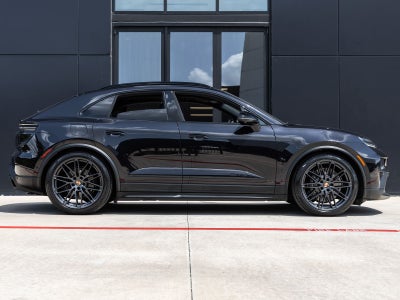 2026 Porsche Macan Macan GTS Electric