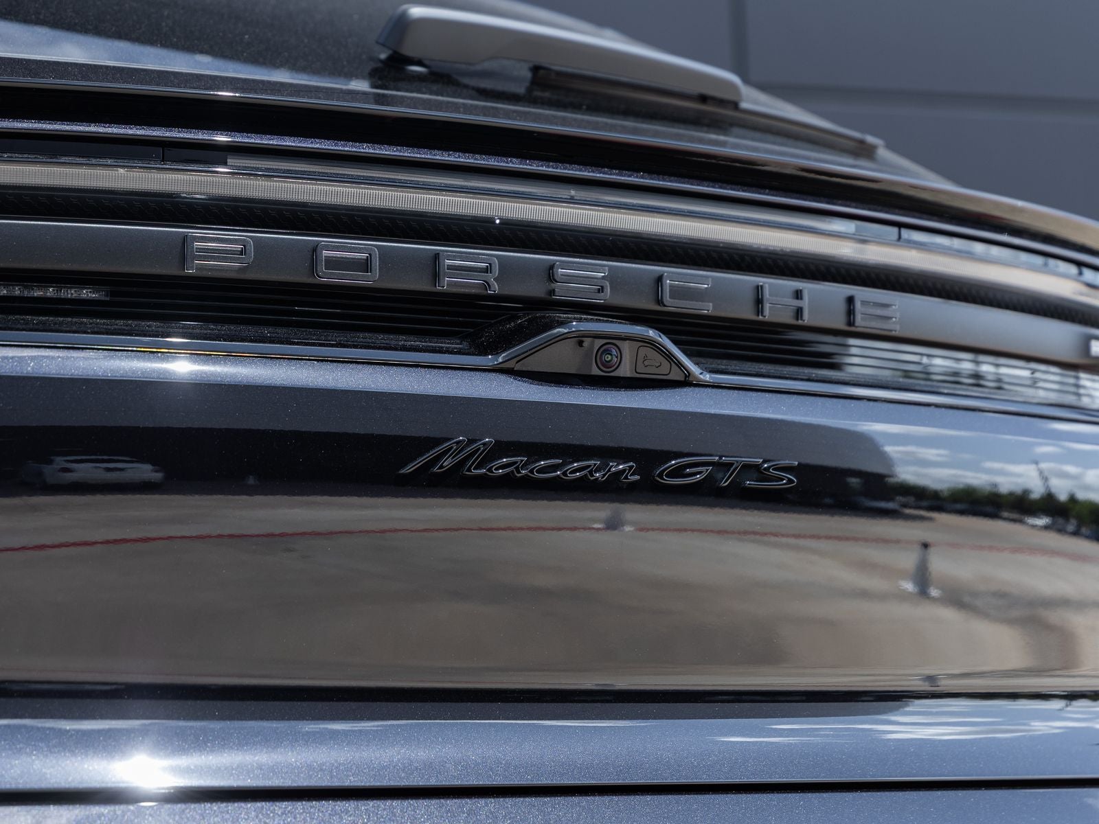 2026 Porsche Macan Macan GTS Electric