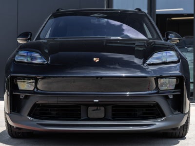2026 Porsche Macan Macan GTS Electric