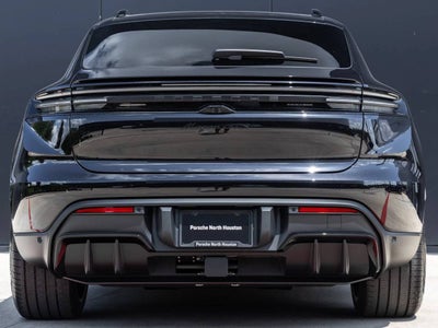 2026 Porsche Macan Macan GTS Electric