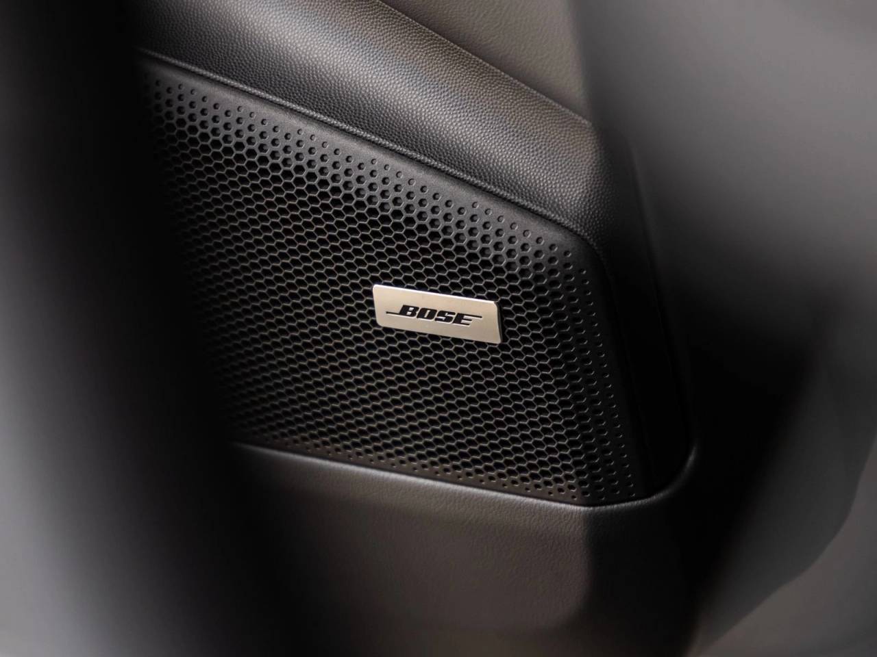 2026 Porsche Macan Macan GTS Electric