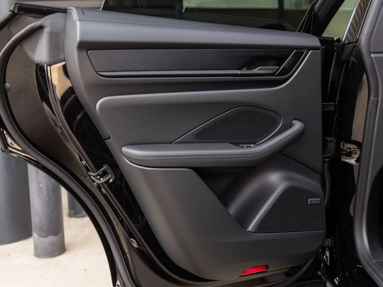 2026 Porsche Macan Macan GTS Electric