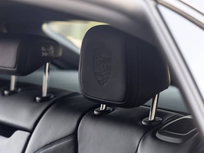 2026 Porsche Macan Macan GTS Electric