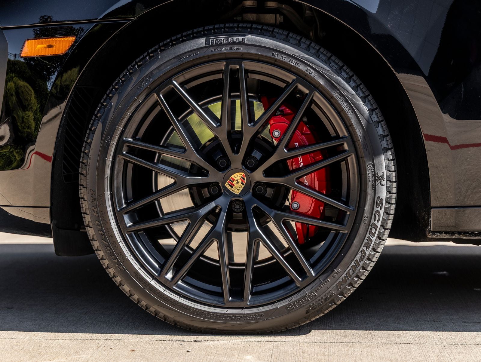 2025 Porsche Macan Macan GTS