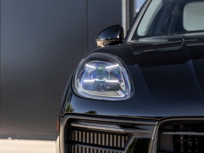 2025 Porsche Macan Macan GTS