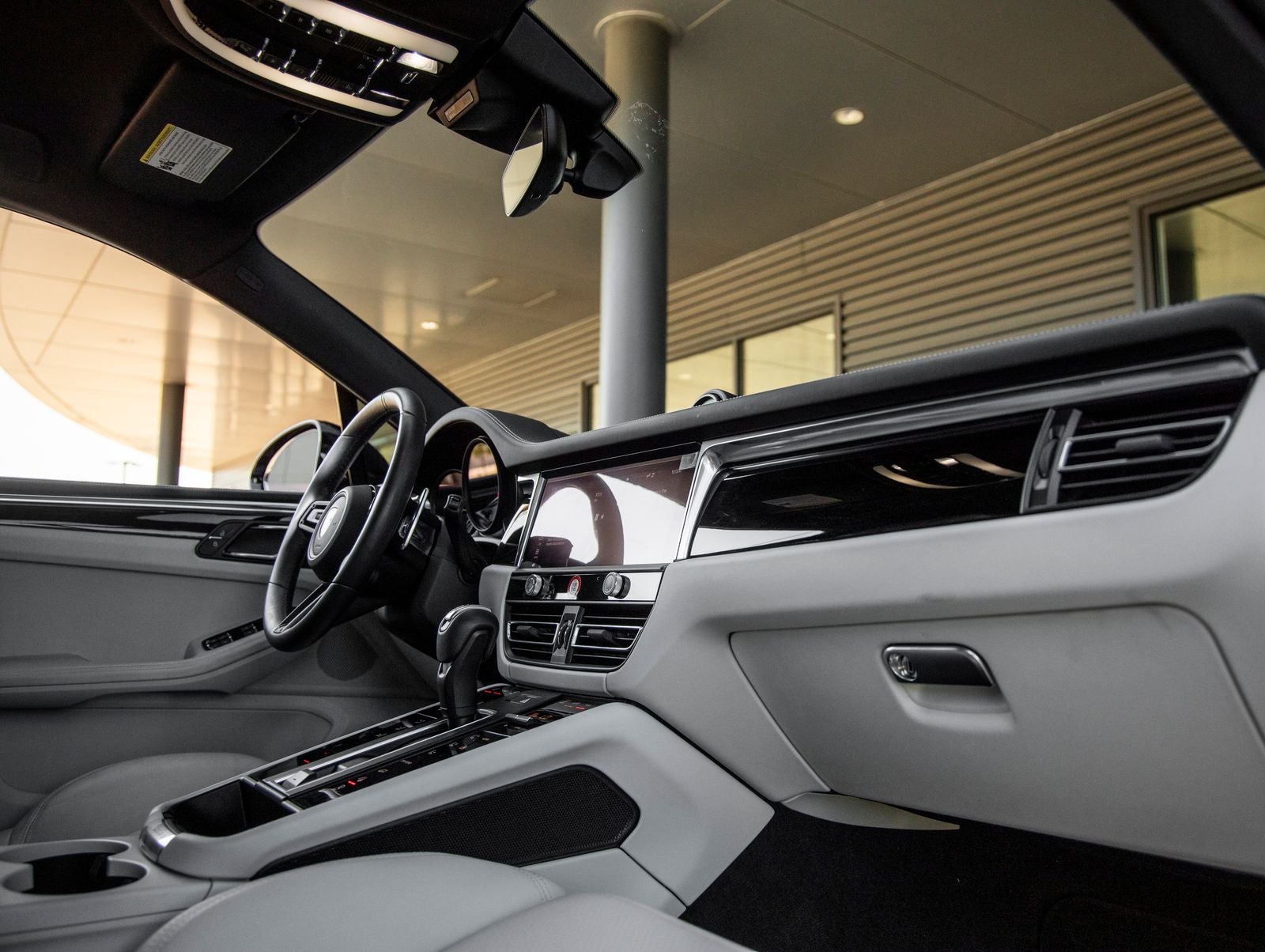 2025 Porsche Macan Macan GTS