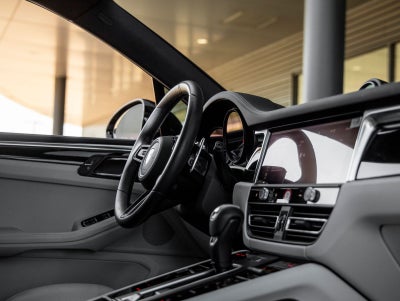 2025 Porsche Macan Macan GTS