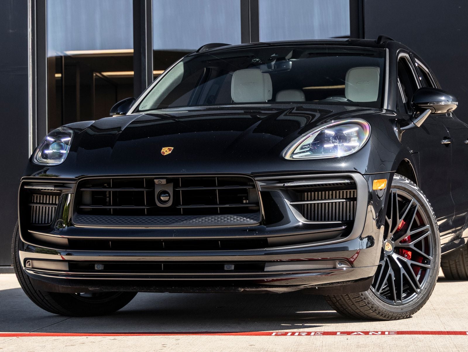 2025 Porsche Macan Macan GTS