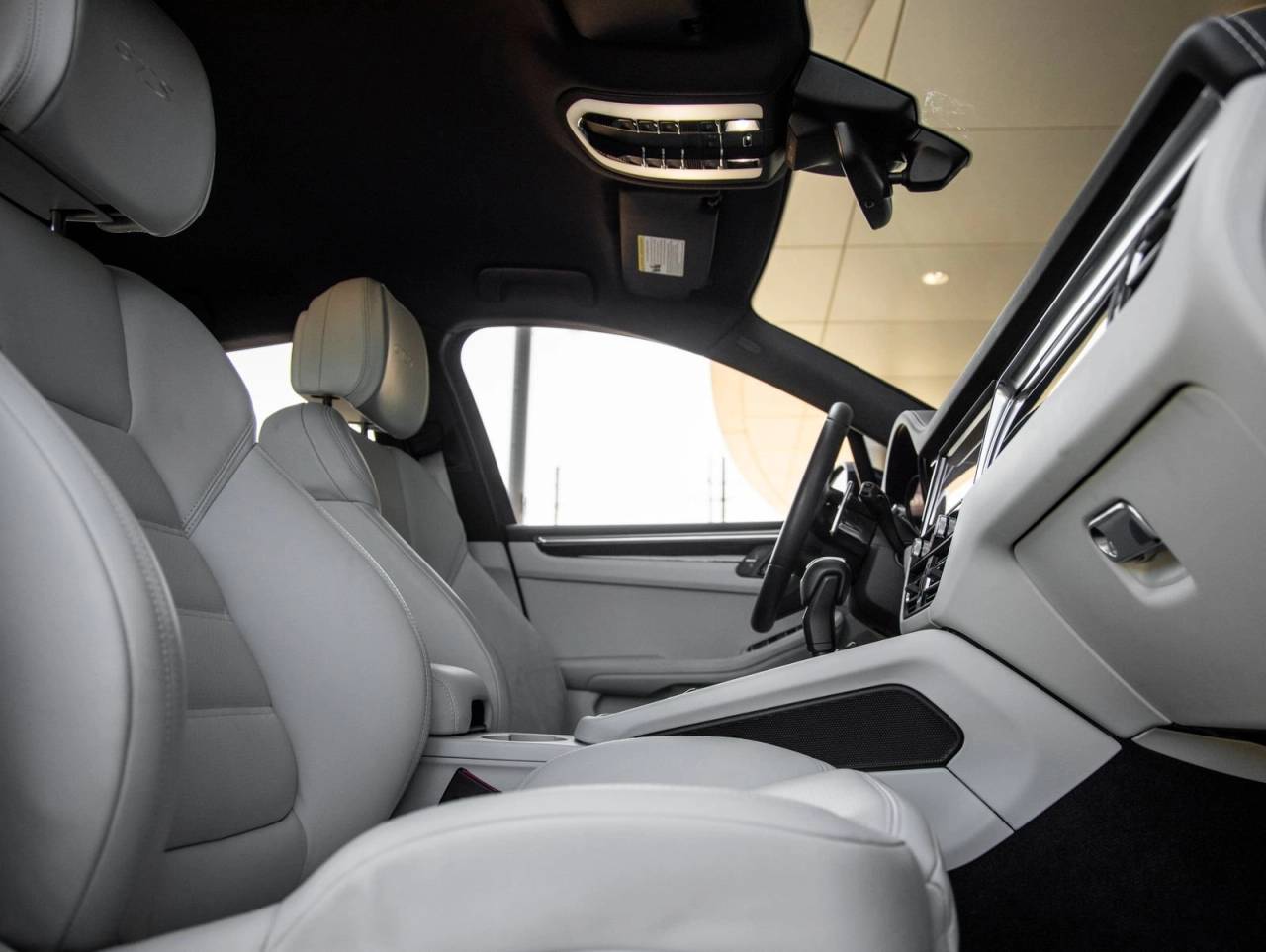 2025 Porsche Macan Macan GTS