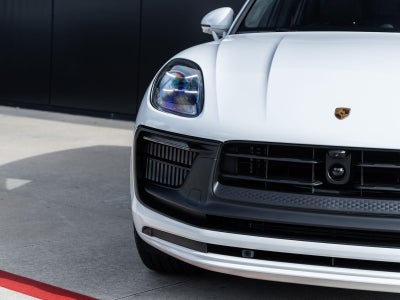 2026 Porsche Macan Macan GTS