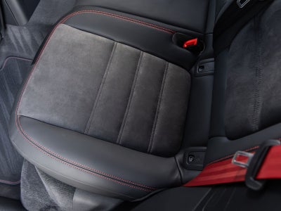 2026 Porsche Macan Macan GTS