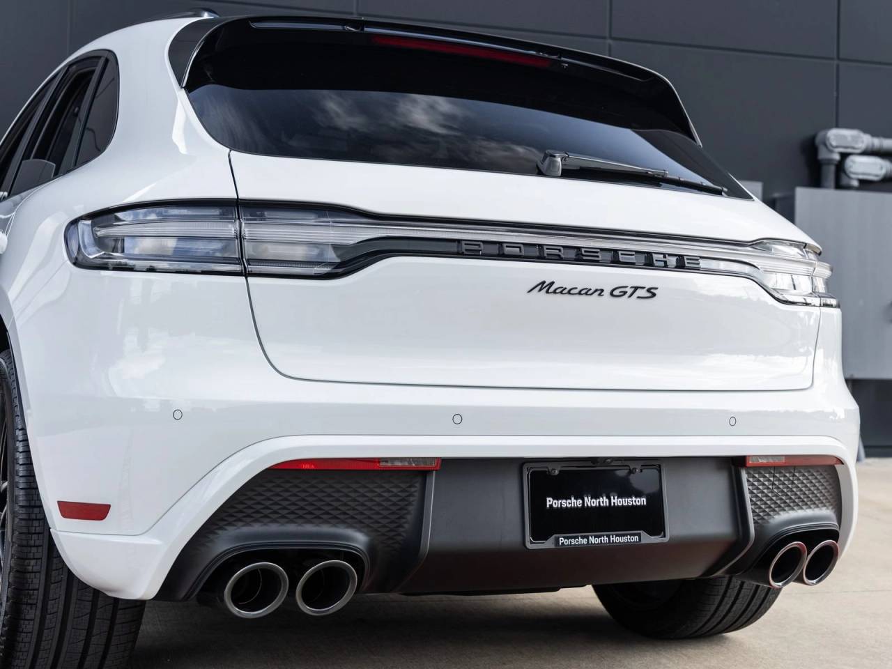 2026 Porsche Macan Macan GTS