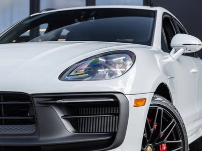 2026 Porsche Macan Macan GTS