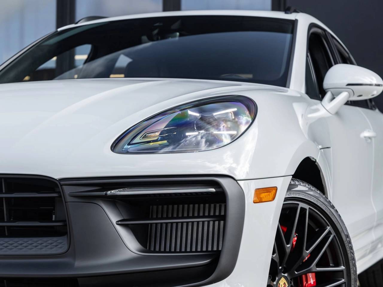 2026 Porsche Macan Macan GTS