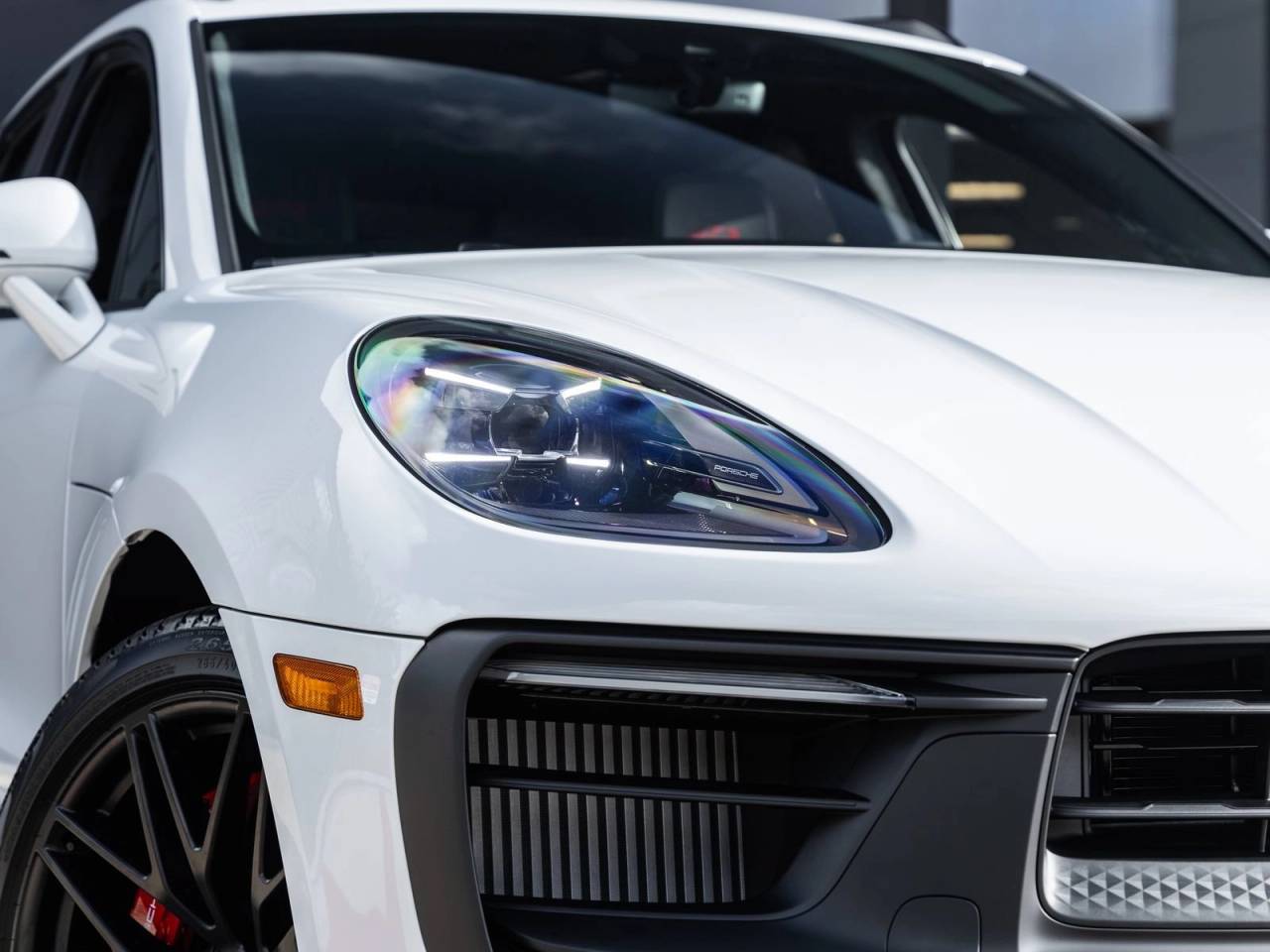 2026 Porsche Macan Macan GTS