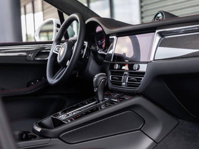 2026 Porsche Macan Macan GTS