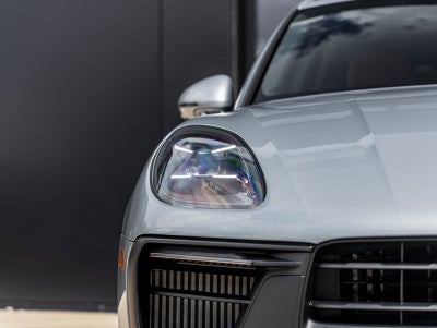 2026 Porsche Macan Macan GTS