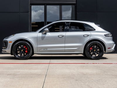 2026 Porsche Macan Macan GTS