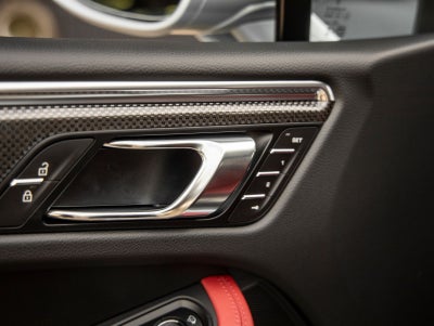 2026 Porsche Macan Macan GTS