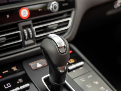 2026 Porsche Macan Macan GTS
