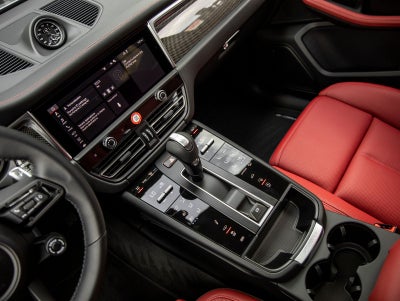 2026 Porsche Macan Macan GTS