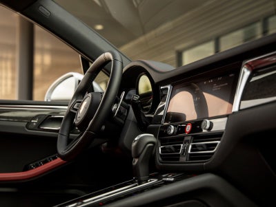 2026 Porsche Macan Macan GTS