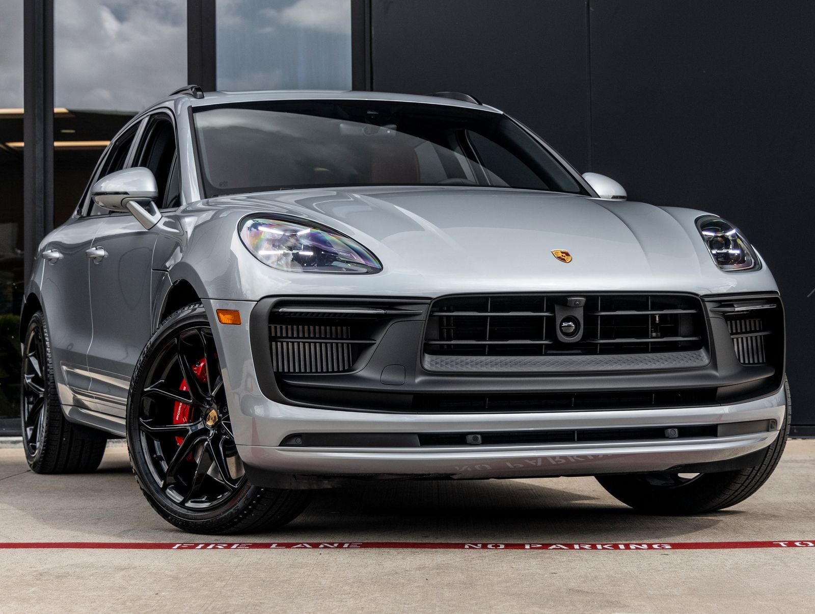 2026 Porsche Macan Macan GTS