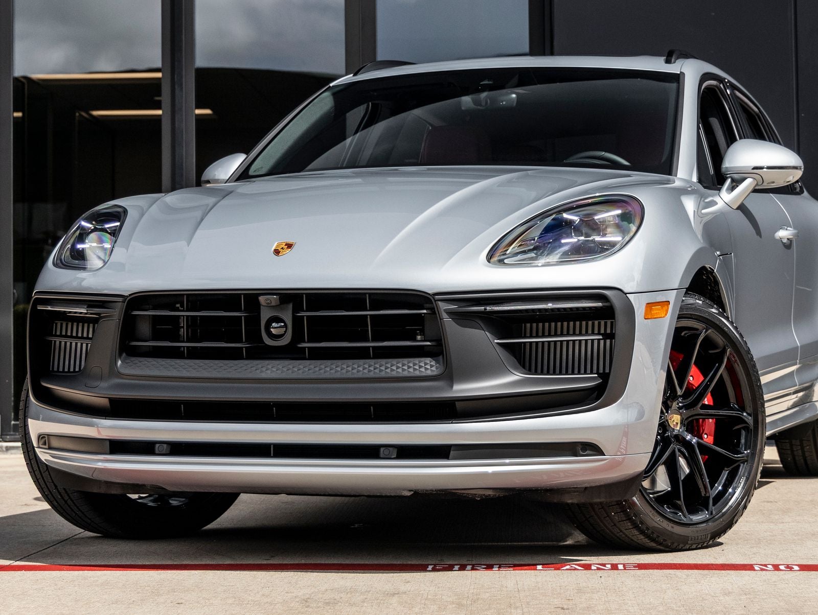 2026 Porsche Macan Macan GTS