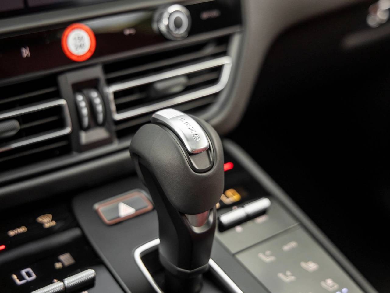 2026 Porsche Macan Macan GTS