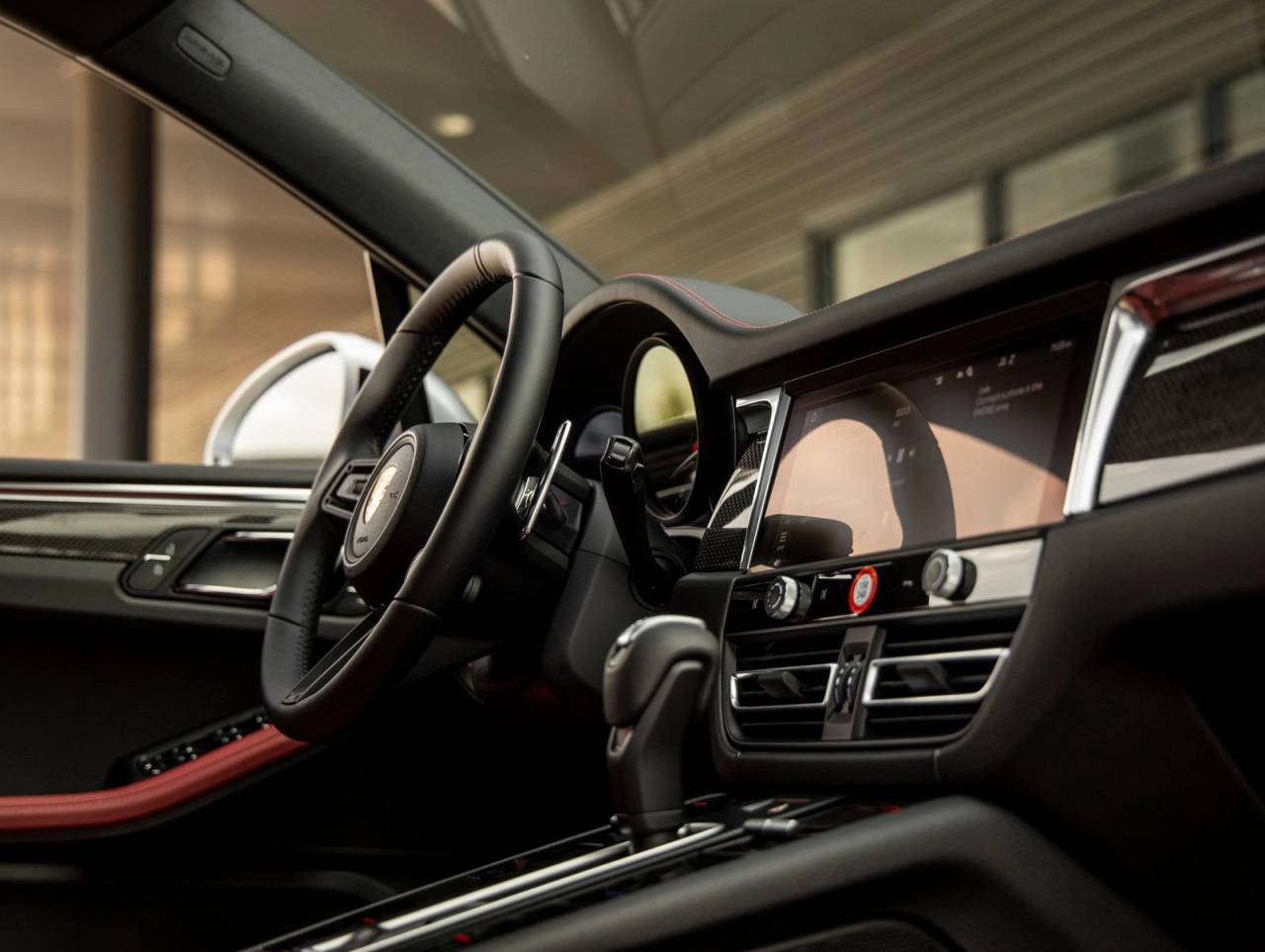 2026 Porsche Macan Macan GTS