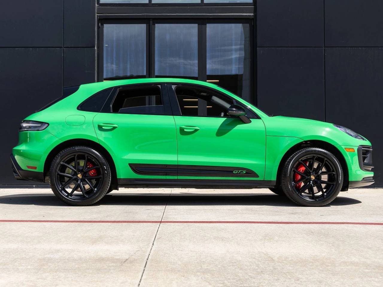 2023 Porsche Macan GTS
