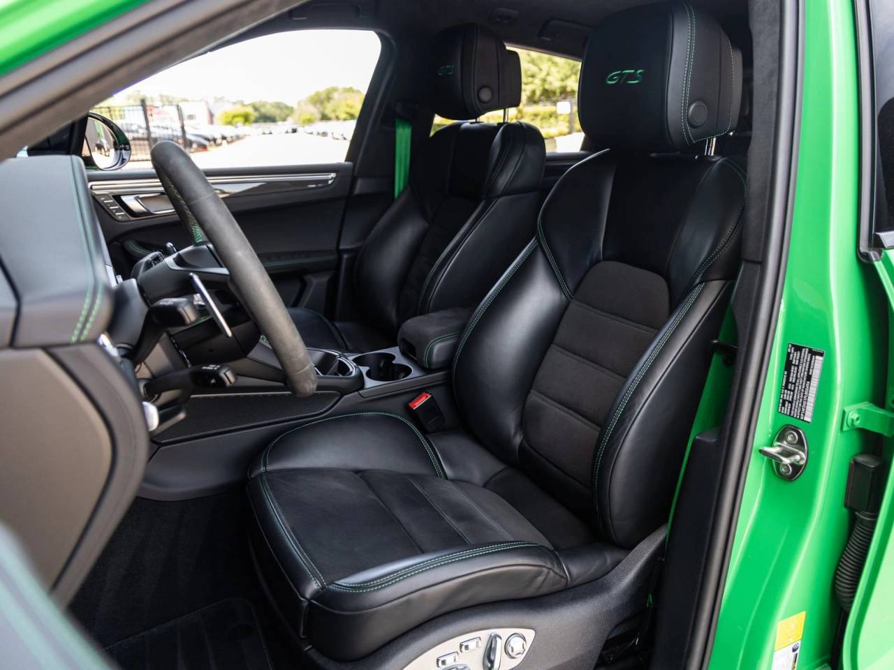 2023 Porsche Macan Macan GTS (MY23)