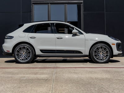 2026 Porsche Macan Macan GTS
