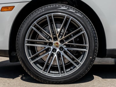 2026 Porsche Macan Macan GTS